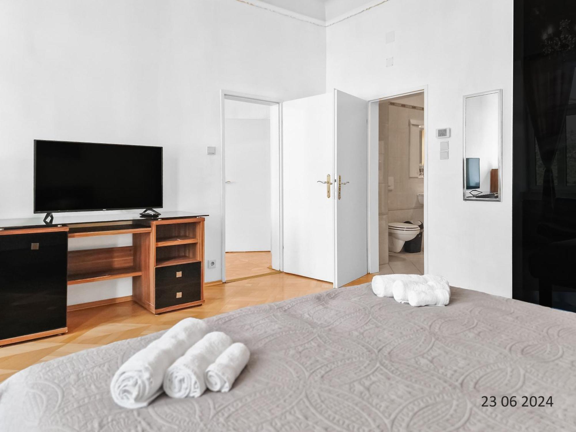 Four-Bedroom, Four King-Size Comfort Виена Екстериор снимка